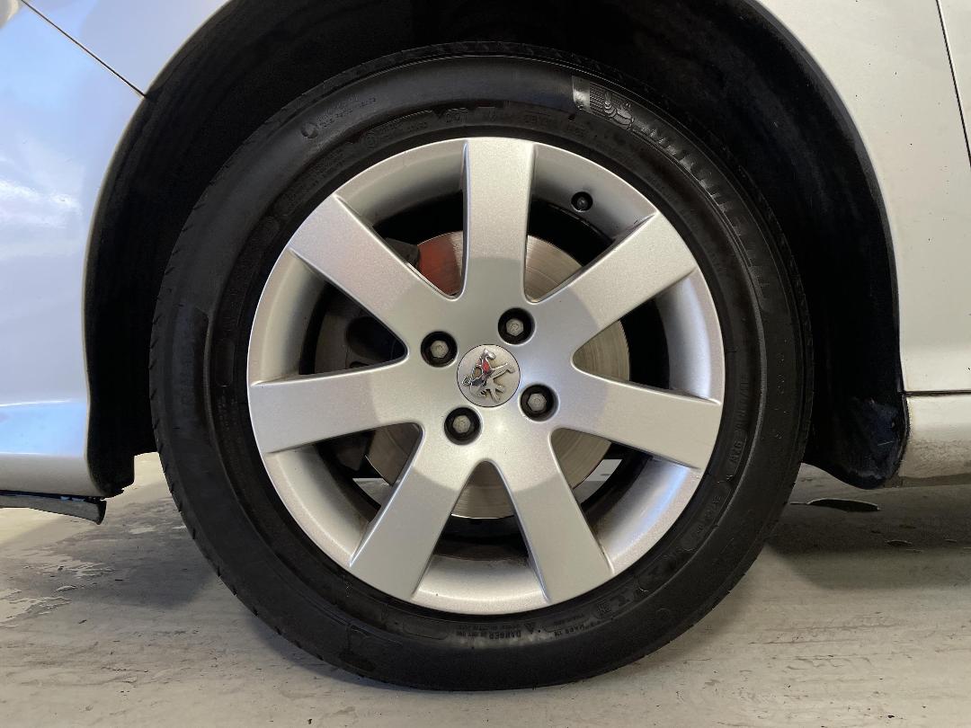 Photo '10' of Peugeot 308 Photo '10' of Peugeot 308