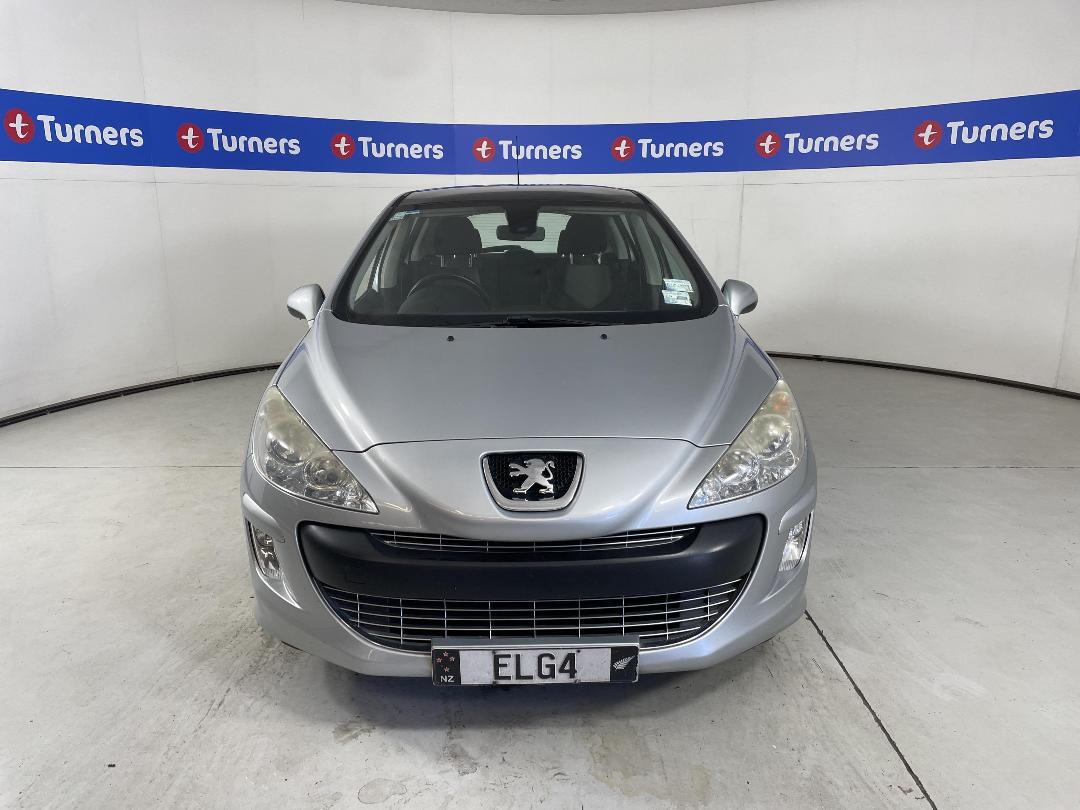 Photo '2' of Peugeot 308 Photo '2' of Peugeot 308