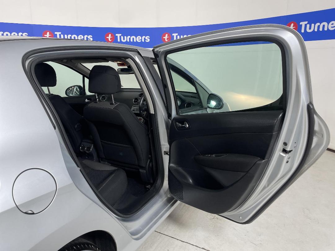 Photo '19' of Peugeot 308 Photo '19' of Peugeot 308