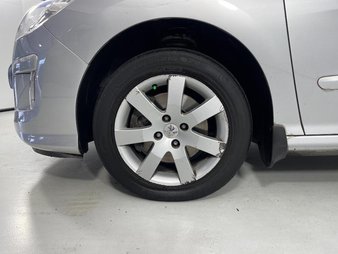 Photo '10' of Peugeot 308