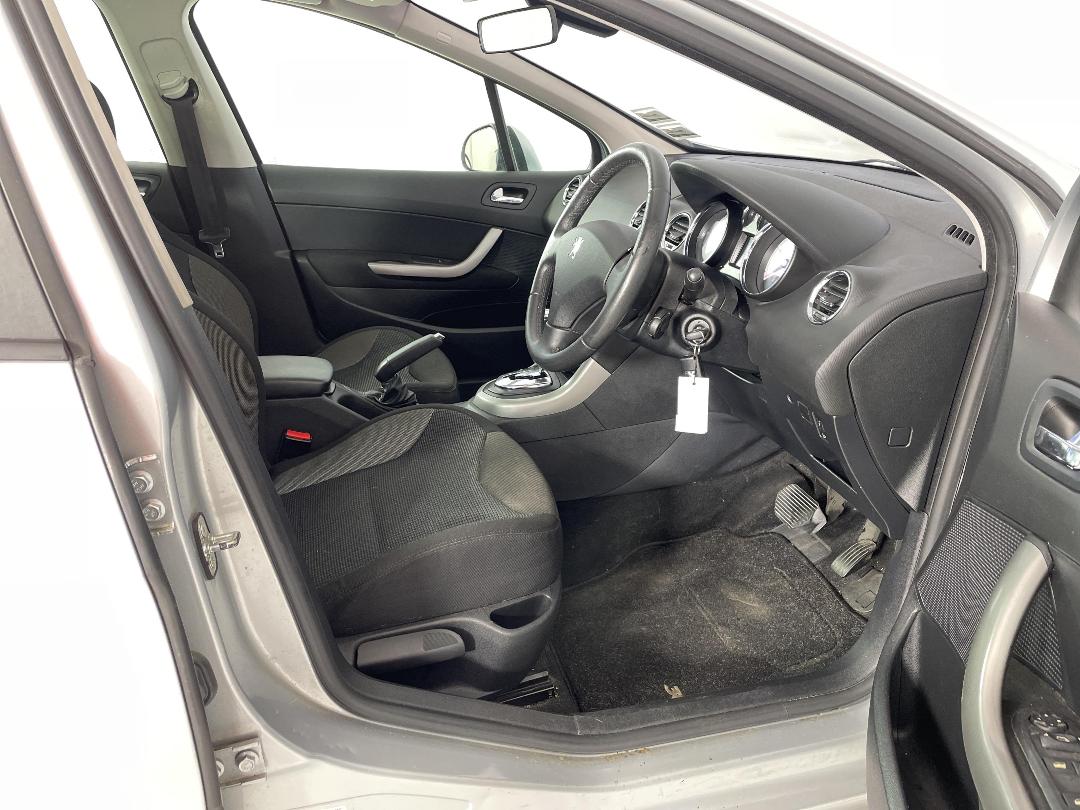 Photo '16' of Peugeot 308