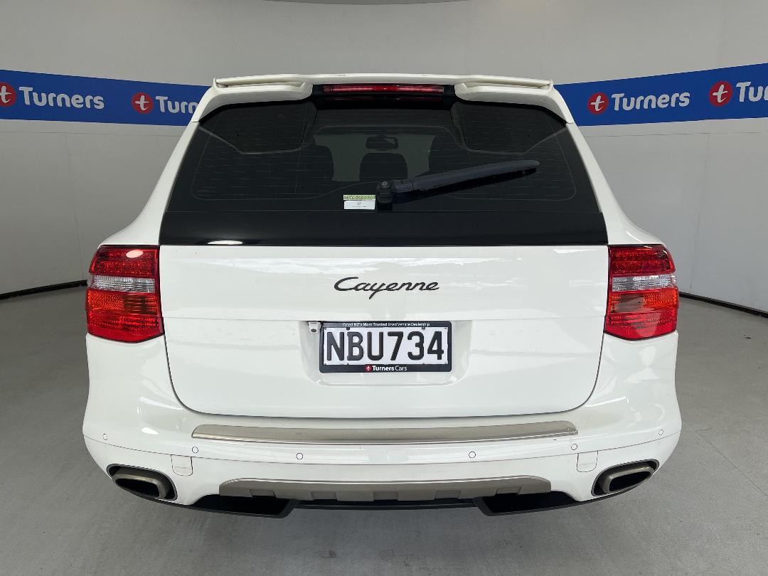 Photo '6' of Porsche Cayenne Photo '6' of Porsche Cayenne