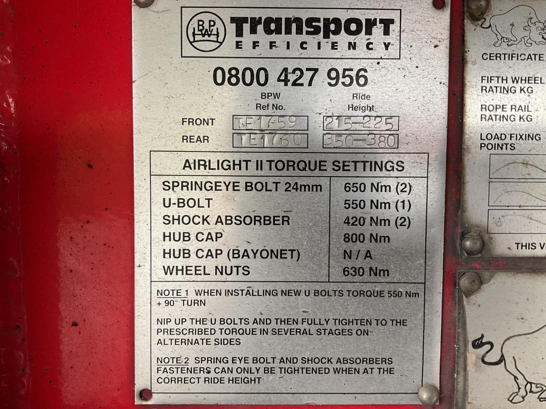 Photo '28' of ROADMASTER SG -3A- Curtainsider B-Train