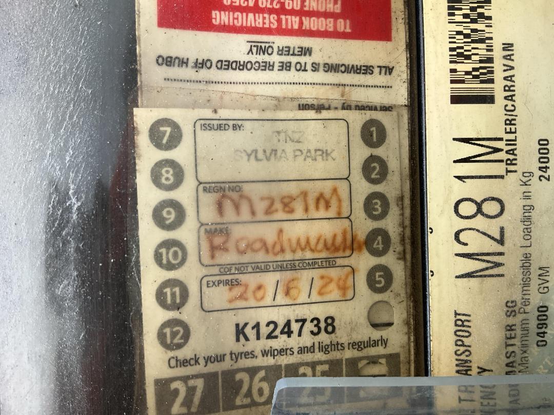 Photo '36' of ROADMASTER SG -3A- Curtainsider B-Train