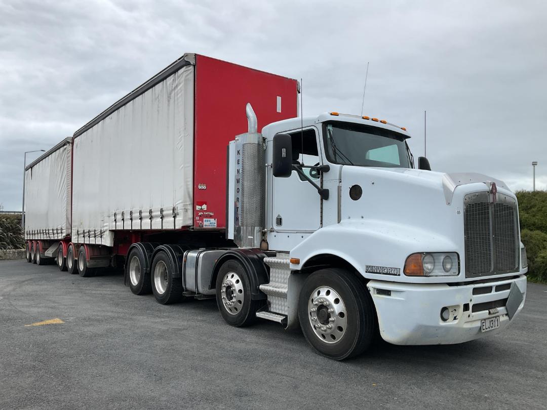 Photo '3' of ROADMASTER SG -3A- Curtainsider B-Train