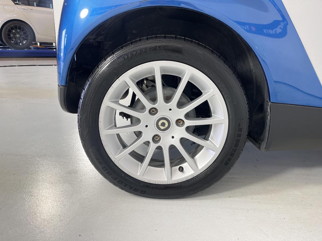 Photo '12' of Smart Fortwo Photo '12' of Smart Fortwo