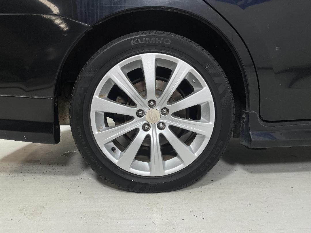 Photo '12' of Subaru Exiga