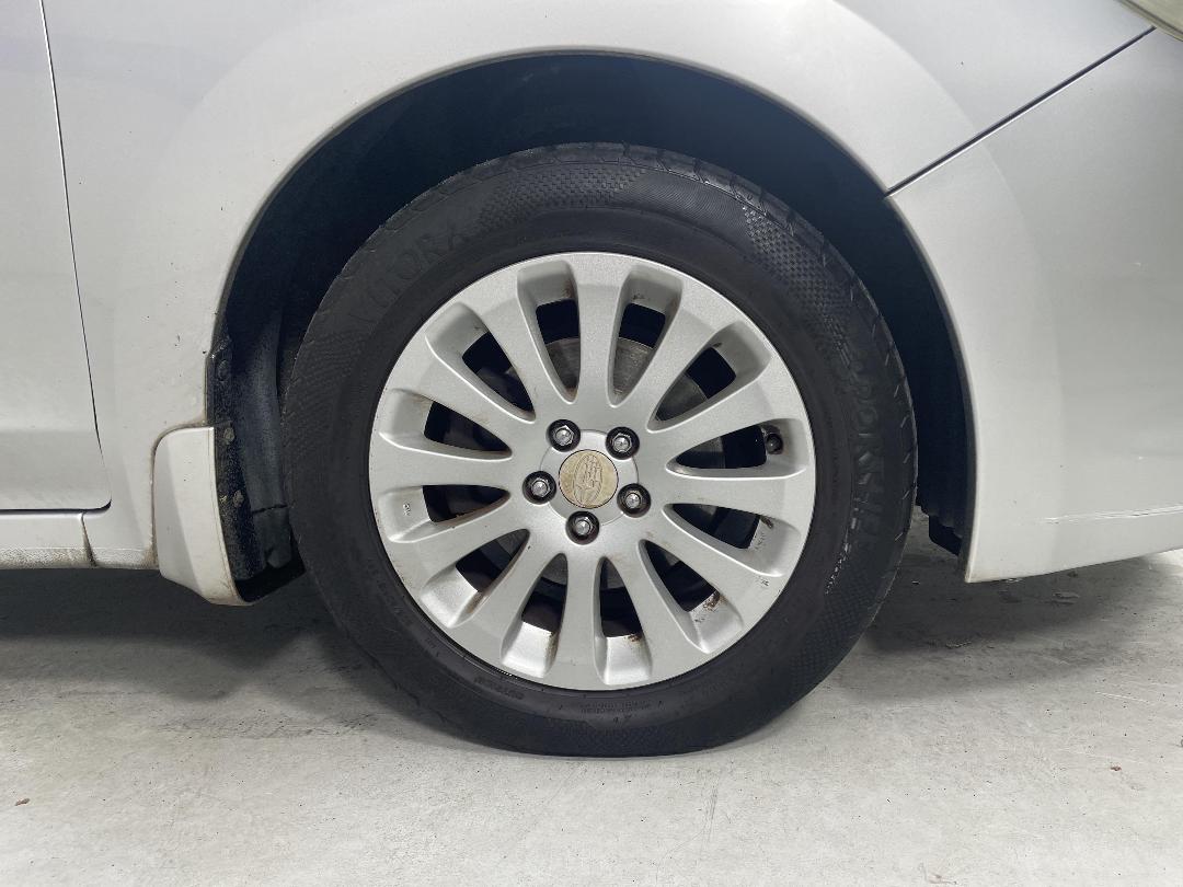 Photo '9' of Subaru Exiga