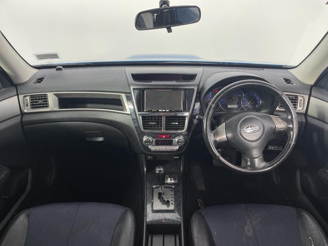 Photo '15' of Subaru Exiga Photo '15' of Subaru Exiga