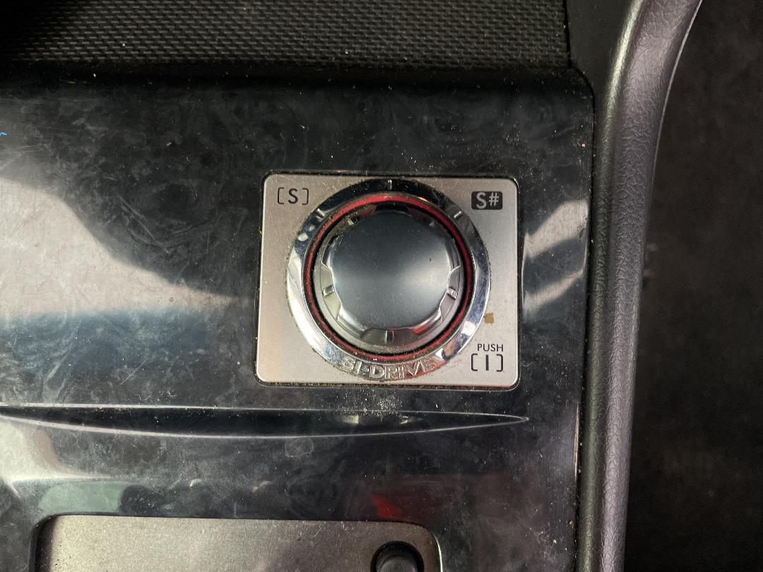 Photo '22' of Subaru Exiga Photo '22' of Subaru Exiga