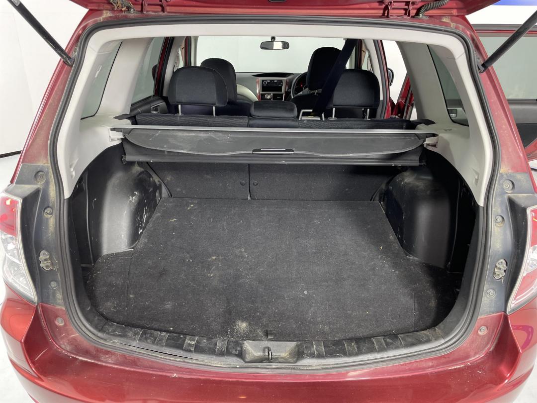 Photo '12' of Subaru Forester Photo '12' of Subaru Forester