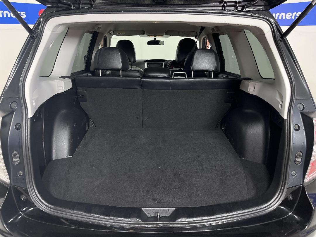 Photo '14' of Subaru Forester