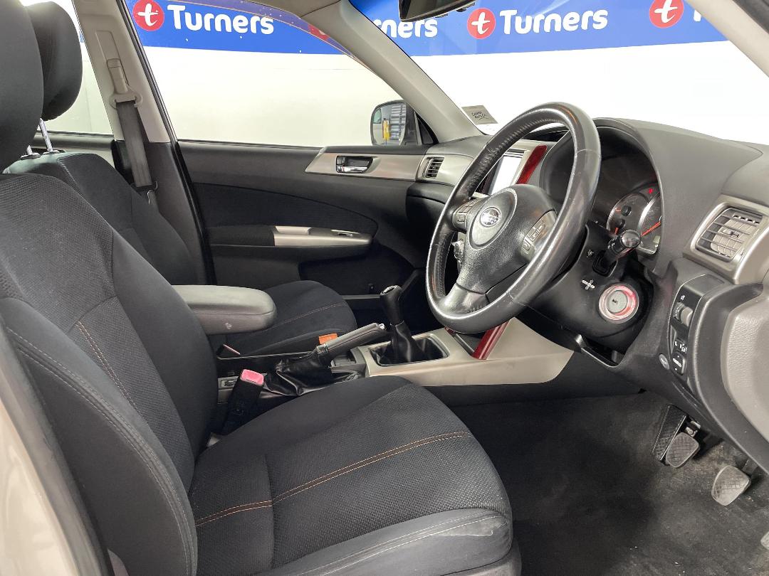 Photo '16' of Subaru Forester