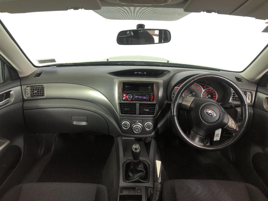 Photo '17' of Subaru Impreza