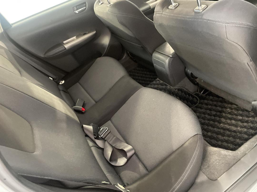 Photo '20' of Subaru Impreza Photo '20' of Subaru Impreza