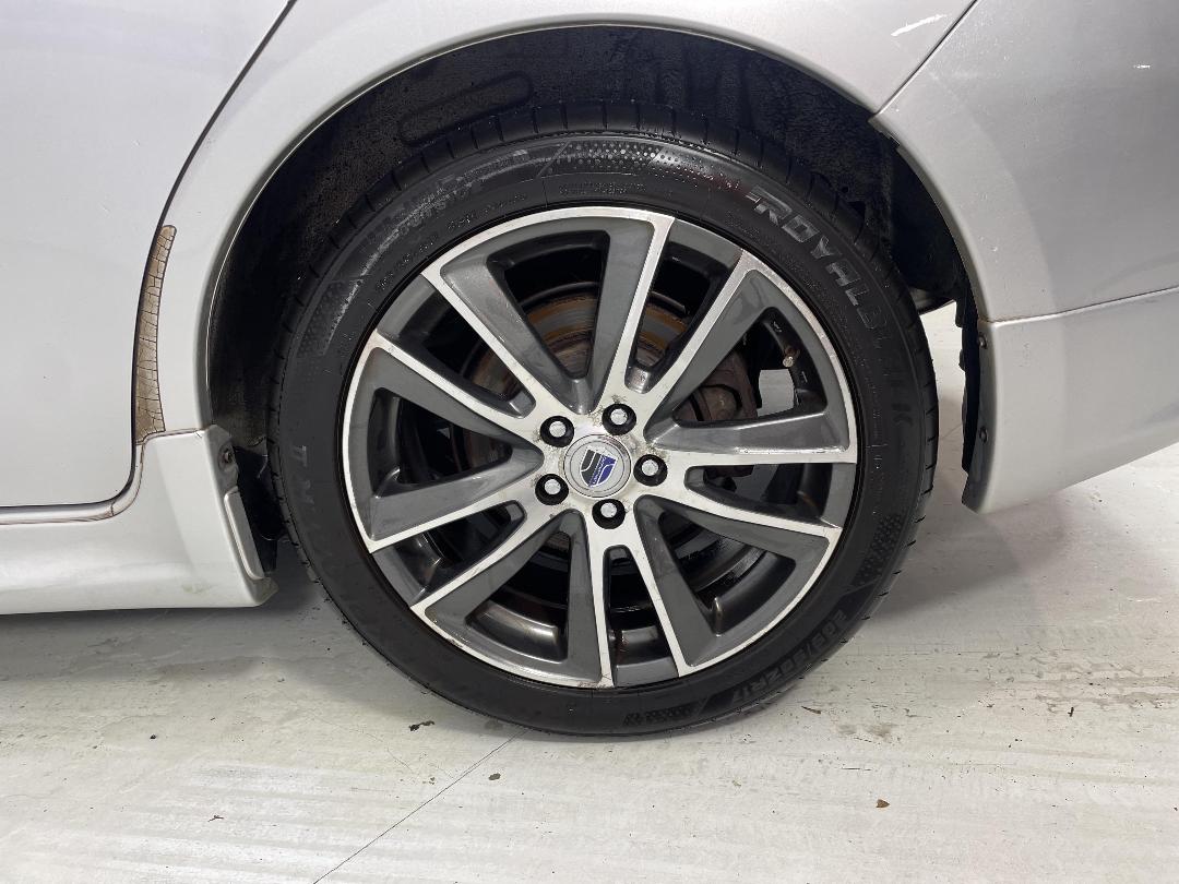 Photo '11' of Subaru Impreza Photo '11' of Subaru Impreza