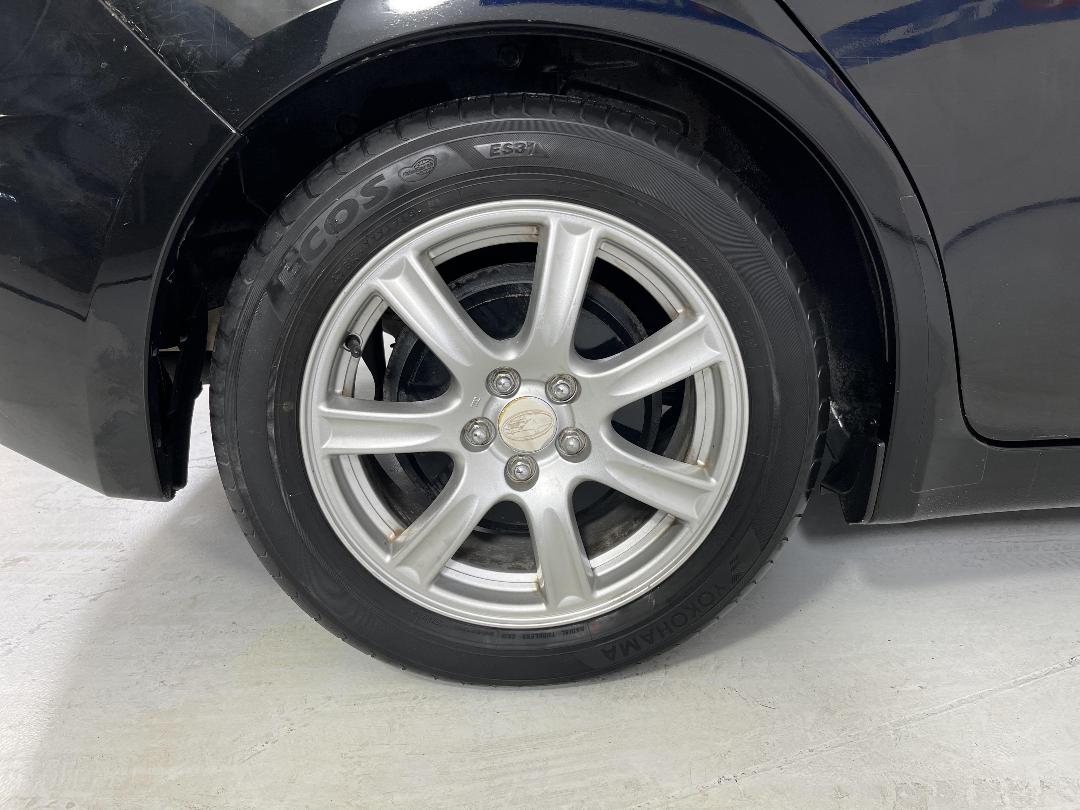 Photo '12' of Subaru Impreza Photo '12' of Subaru Impreza