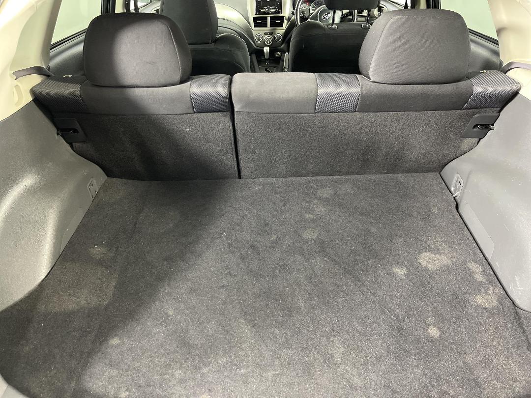 Photo '14' of Subaru Impreza Photo '14' of Subaru Impreza