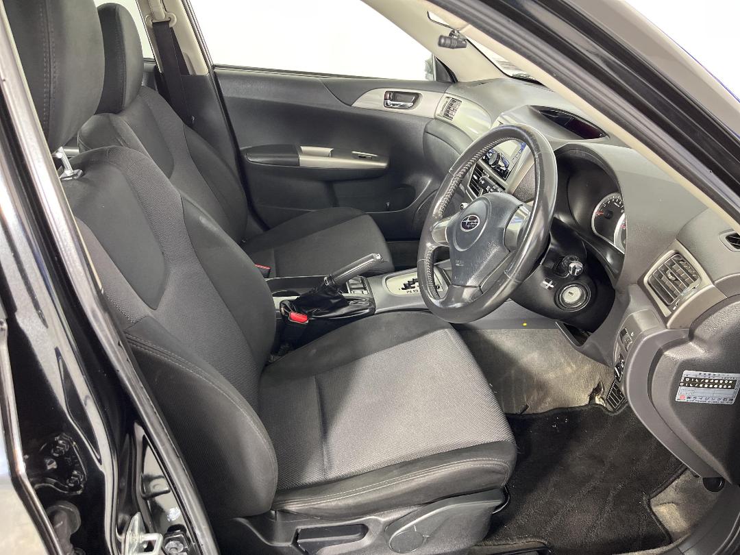 Photo '16' of Subaru Impreza Photo '16' of Subaru Impreza