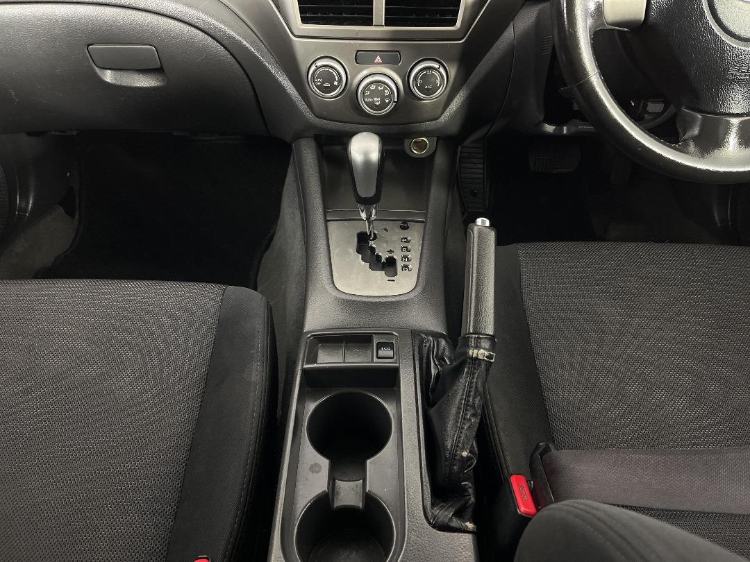 Photo '18' of Subaru Impreza Photo '18' of Subaru Impreza