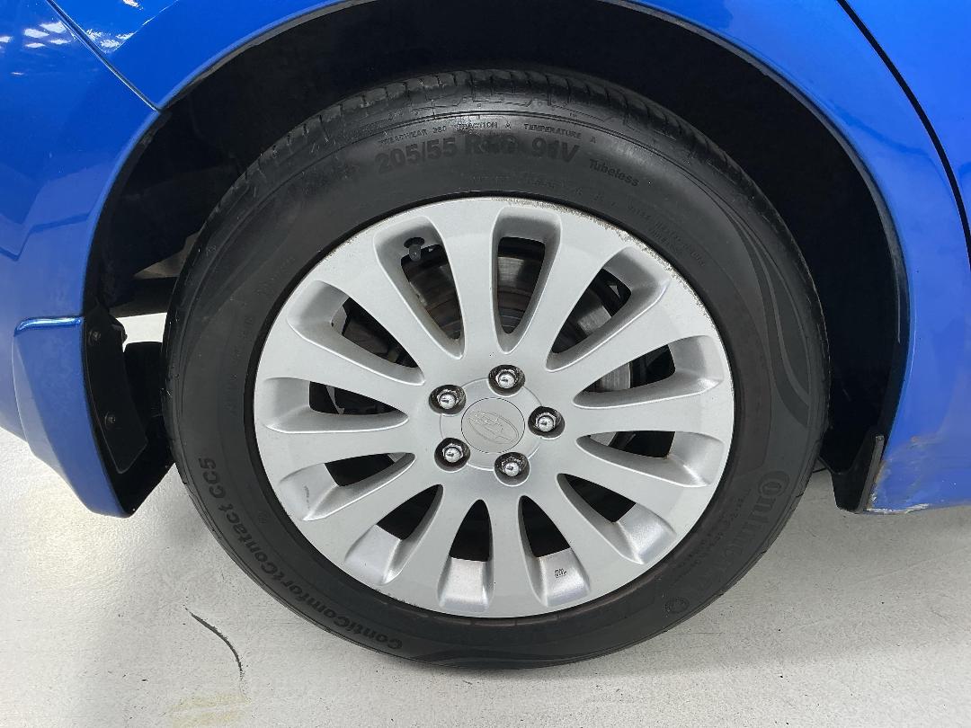 Photo '12' of Subaru Impreza