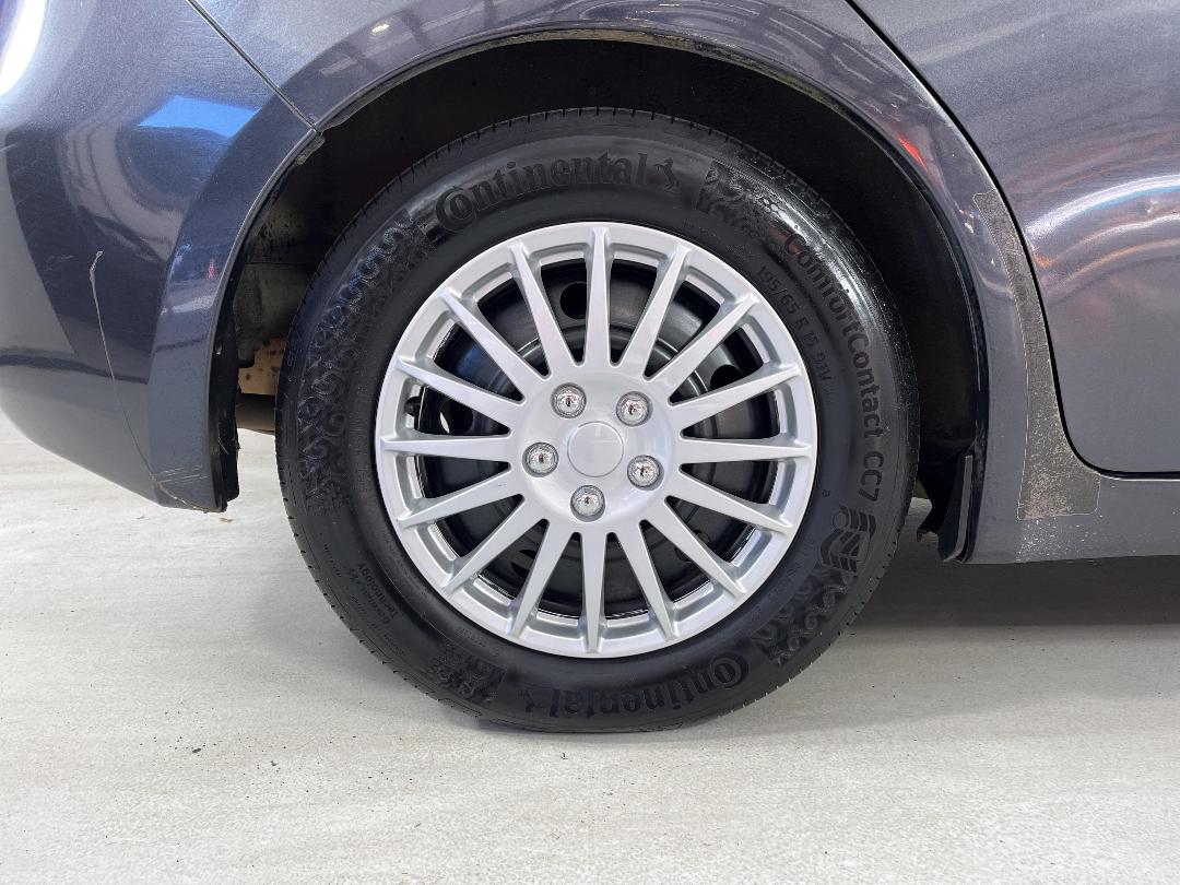 Photo '12' of Subaru Impreza