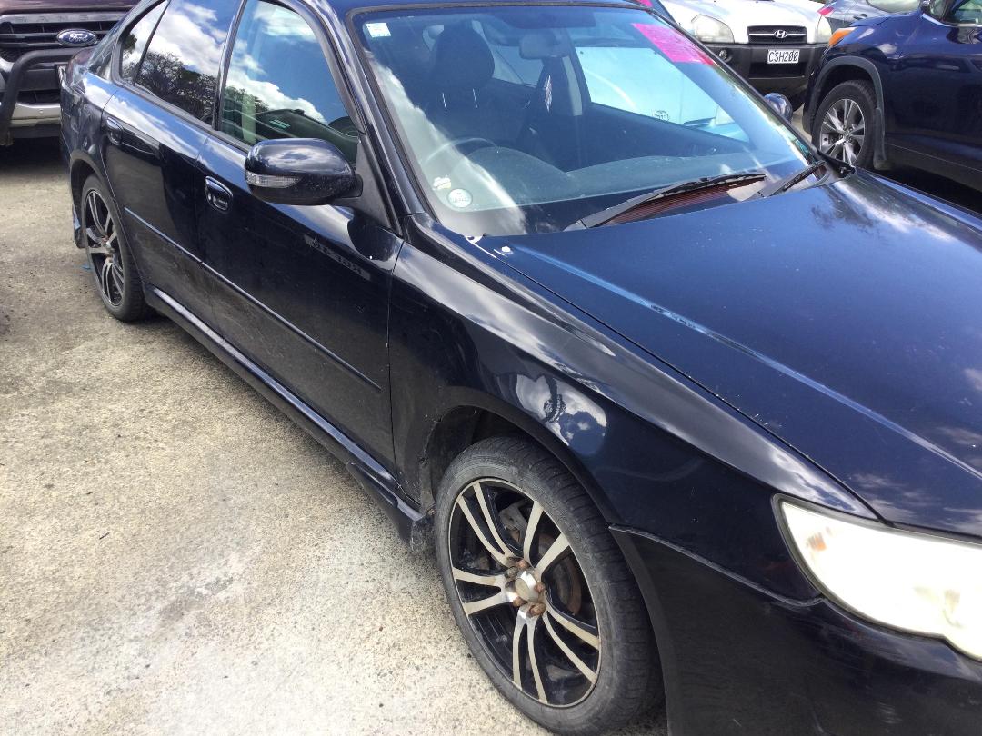 Photo '3' of Subaru Legacy