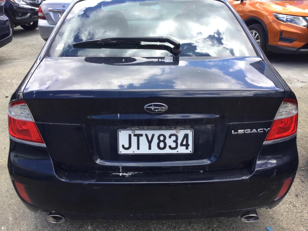 Photo '4' of Subaru Legacy