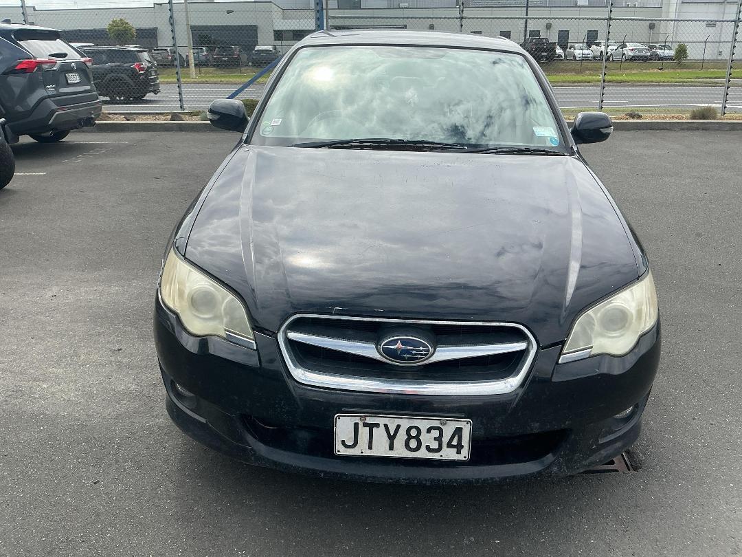 Photo '2' of Subaru Legacy