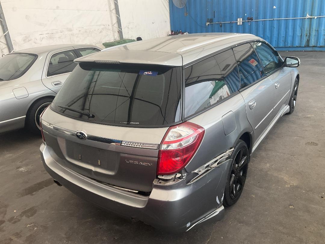 Photo '12' of Subaru Legacy Photo '12' of Subaru Legacy