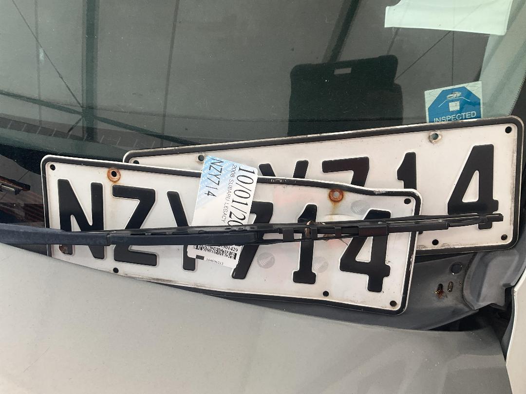 Photo '25' of Subaru Legacy Photo '25' of Subaru Legacy