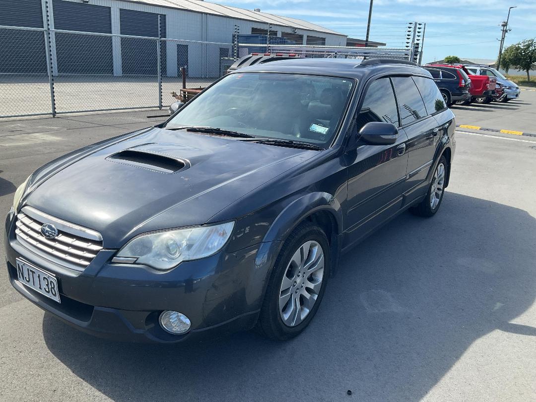 Photo '2' of Subaru Legacy