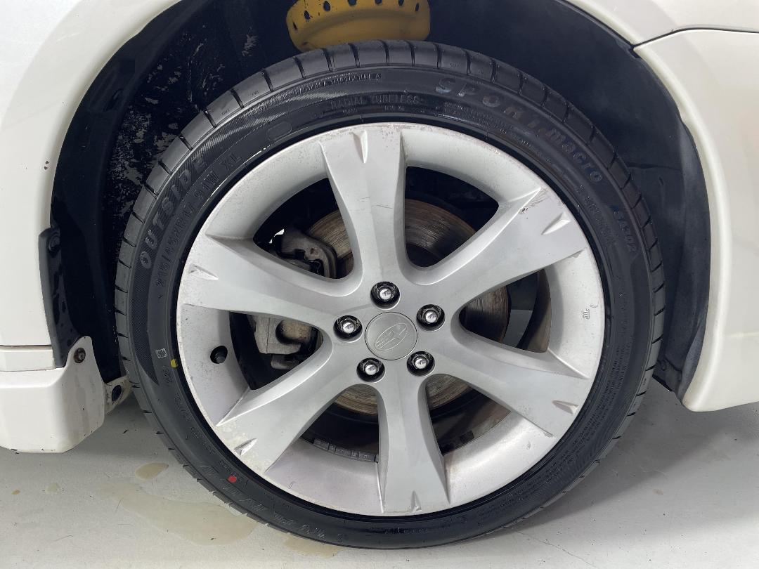 Photo '9' of Subaru Legacy Photo '9' of Subaru Legacy