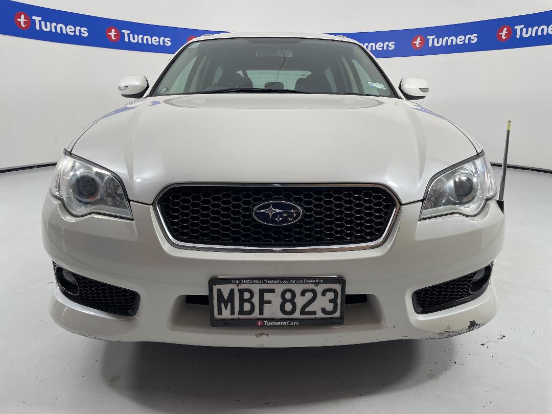 Photo '2' of Subaru Legacy Photo '2' of Subaru Legacy