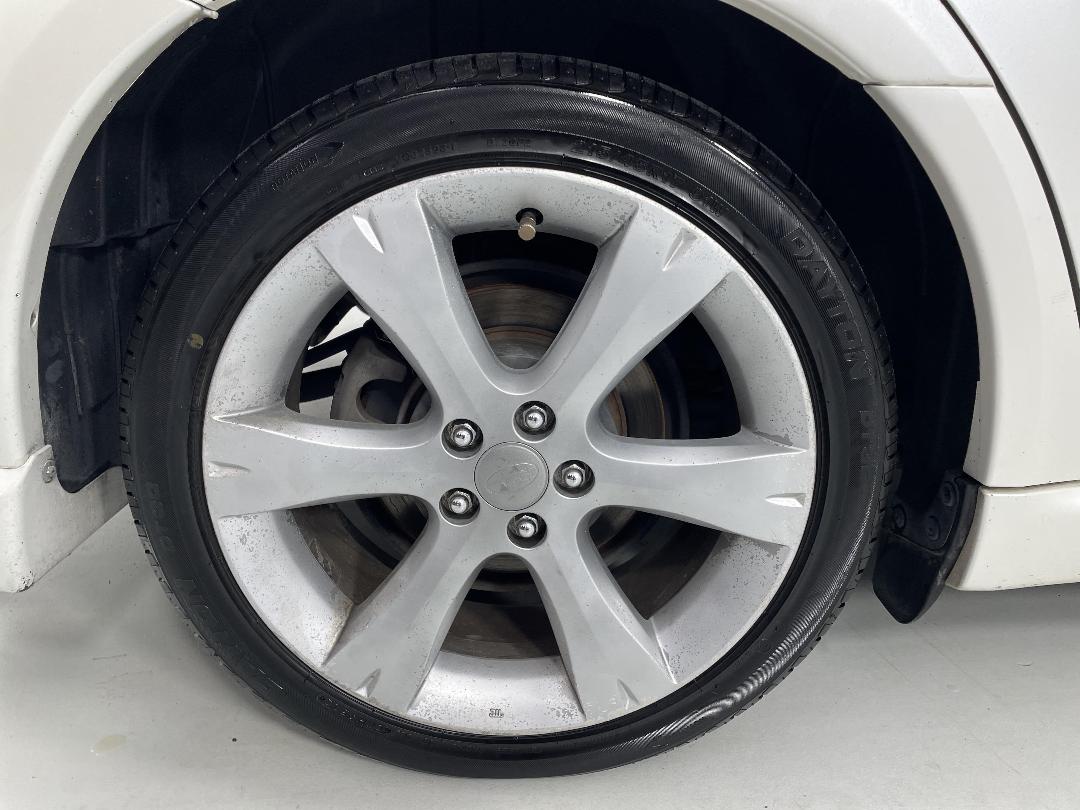 Photo '12' of Subaru Legacy Photo '12' of Subaru Legacy