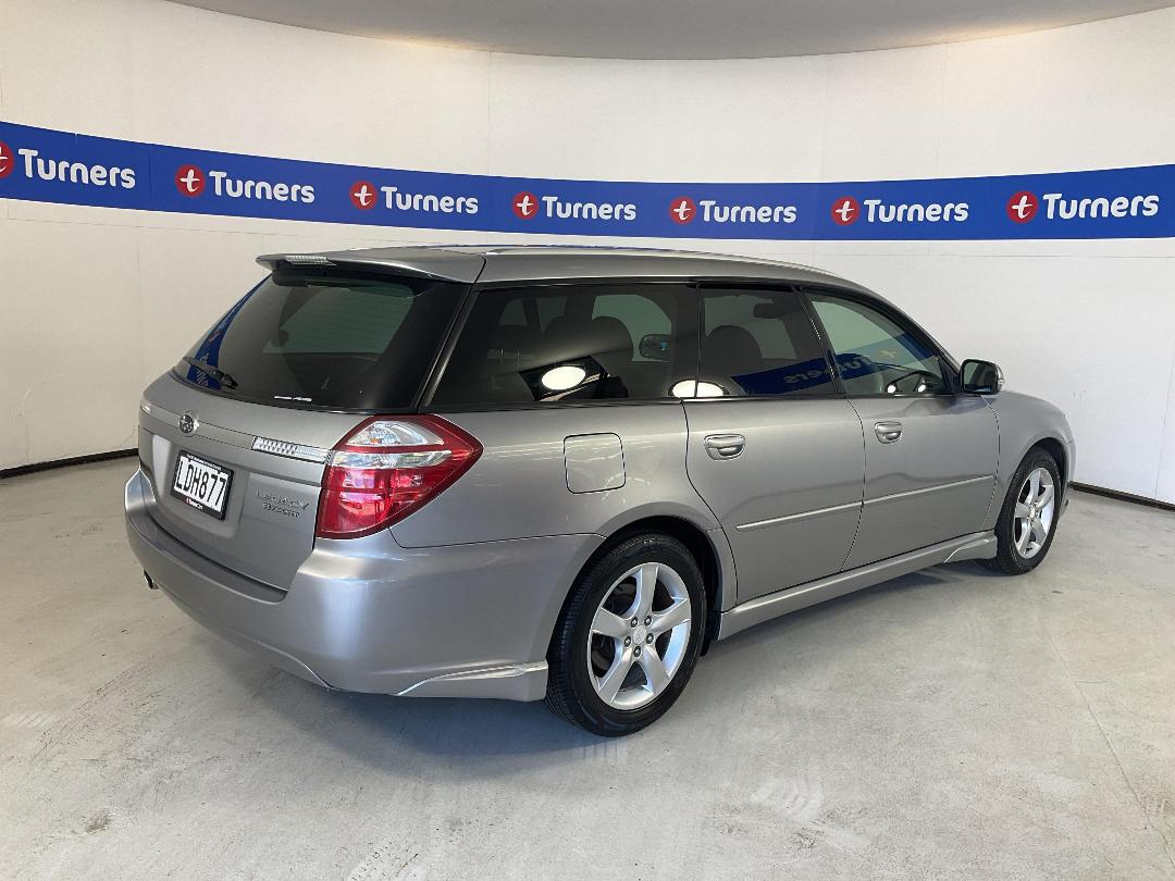 Photo '7' of Subaru Legacy