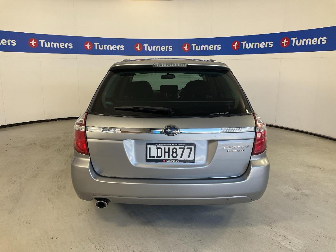 Photo '6' of Subaru Legacy