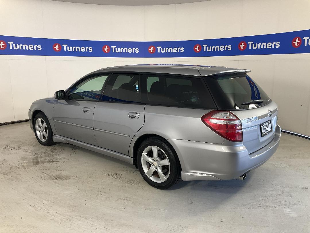 Photo '5' of Subaru Legacy