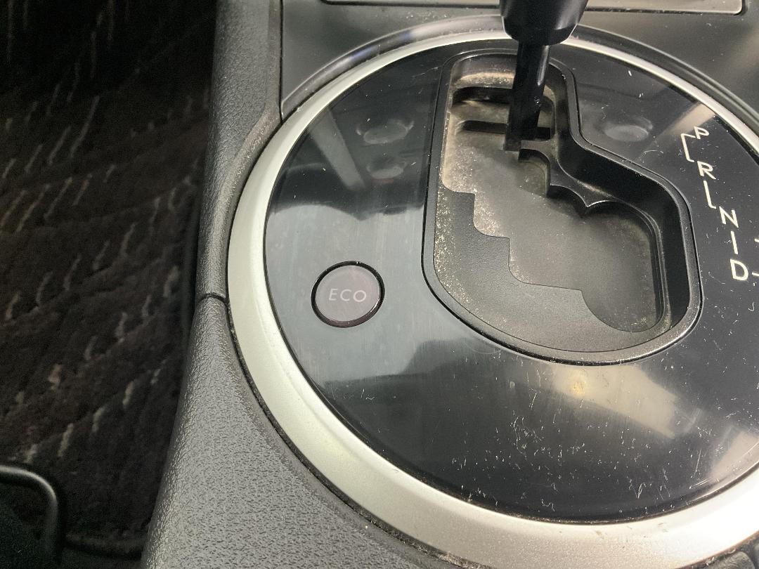 Photo '29' of Subaru Legacy