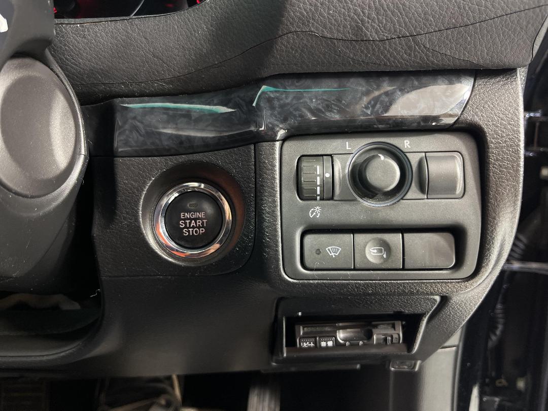 Photo '29' of Subaru Legacy