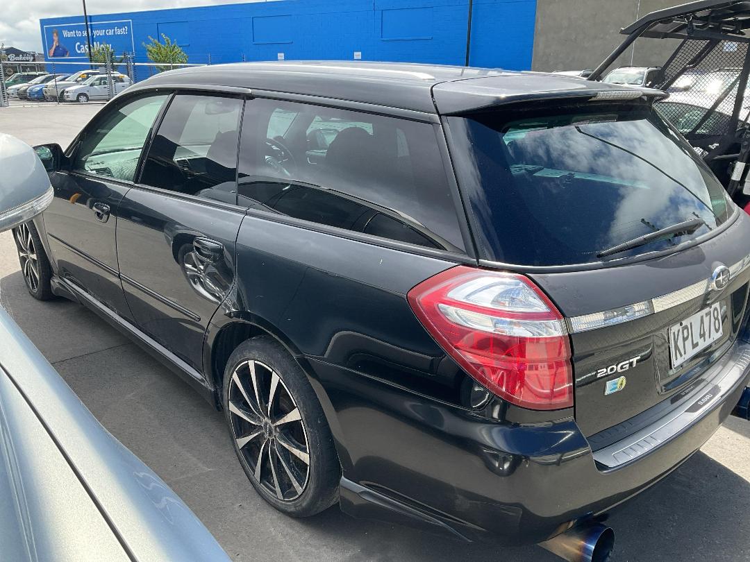 Photo '5' of Subaru Legacy