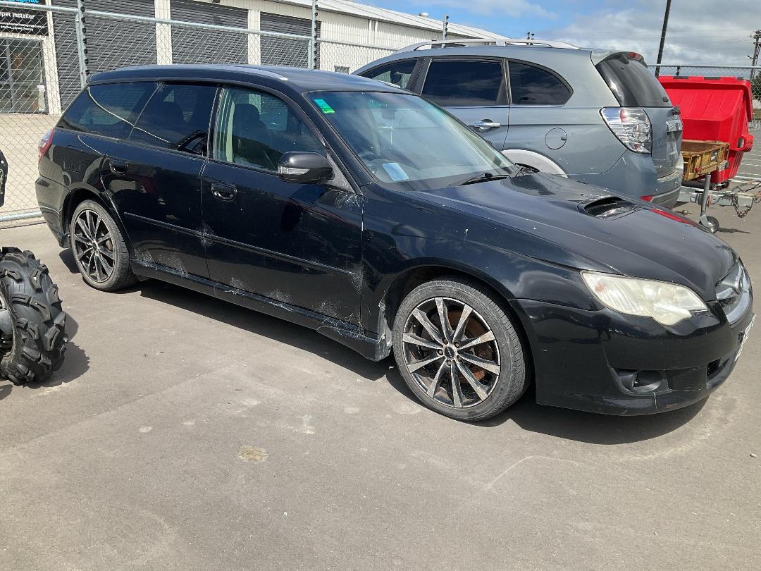 Photo '9' of Subaru Legacy