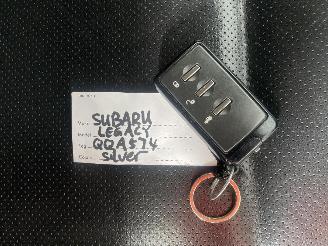 Photo '22' of Subaru Legacy