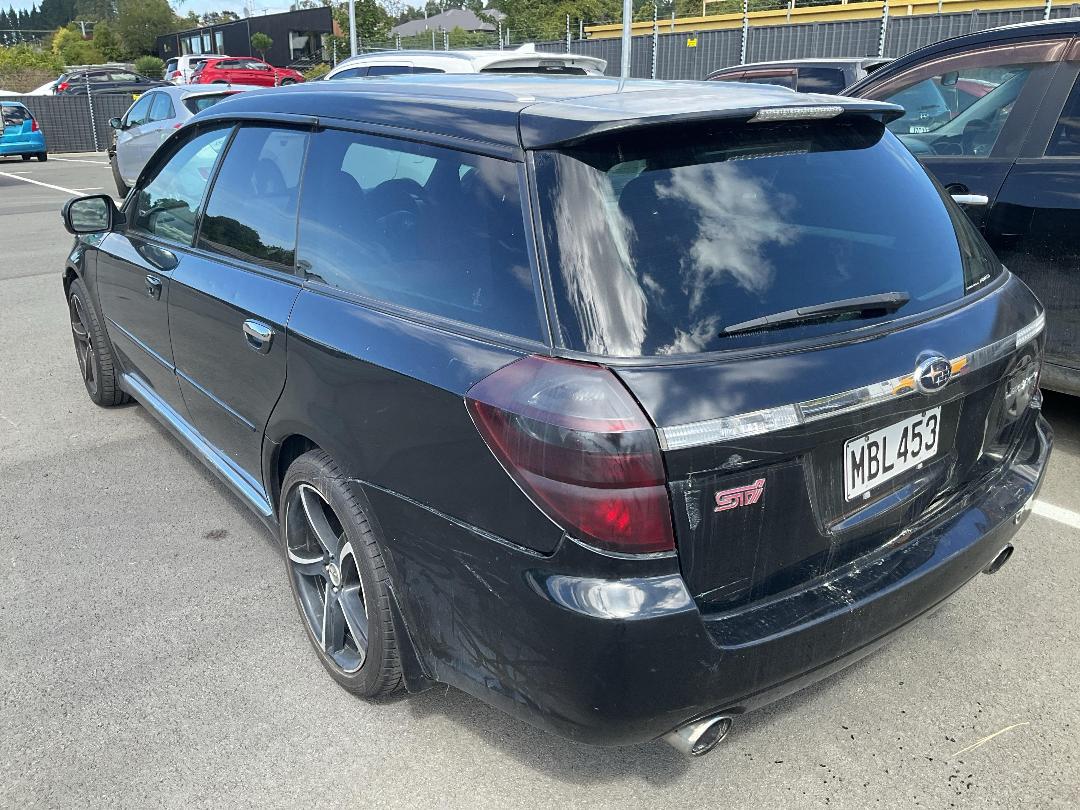 Photo '3' of Subaru Legacy 2.0L STI-4WD