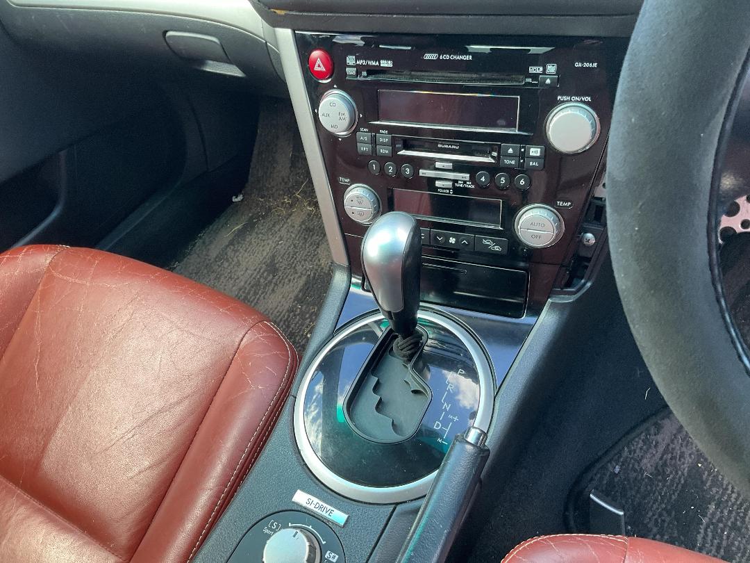 Photo '10' of Subaru Legacy 2.0L STI-4WD