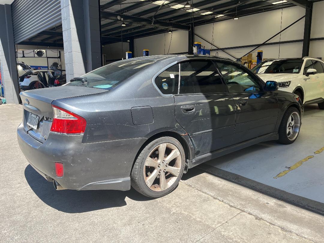 Photo '4' of Subaru Legacy Photo '4' of Subaru Legacy