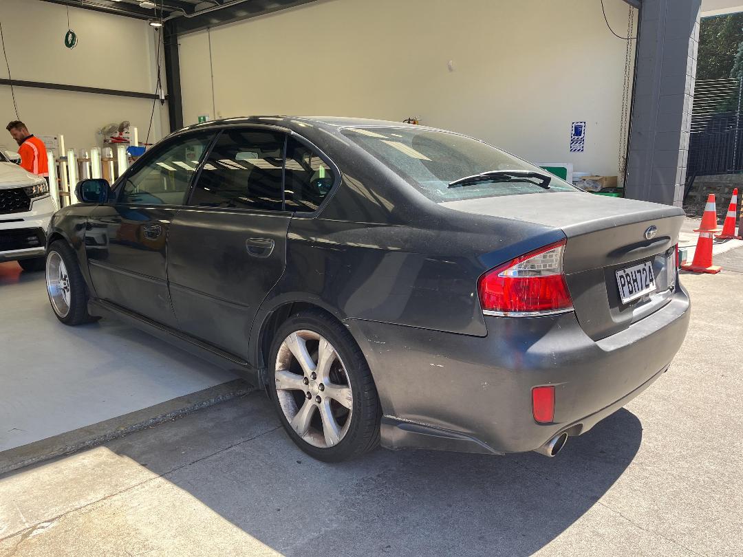 Photo '6' of Subaru Legacy Photo '6' of Subaru Legacy