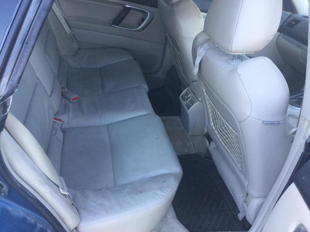 Photo '12' of Subaru Legacy