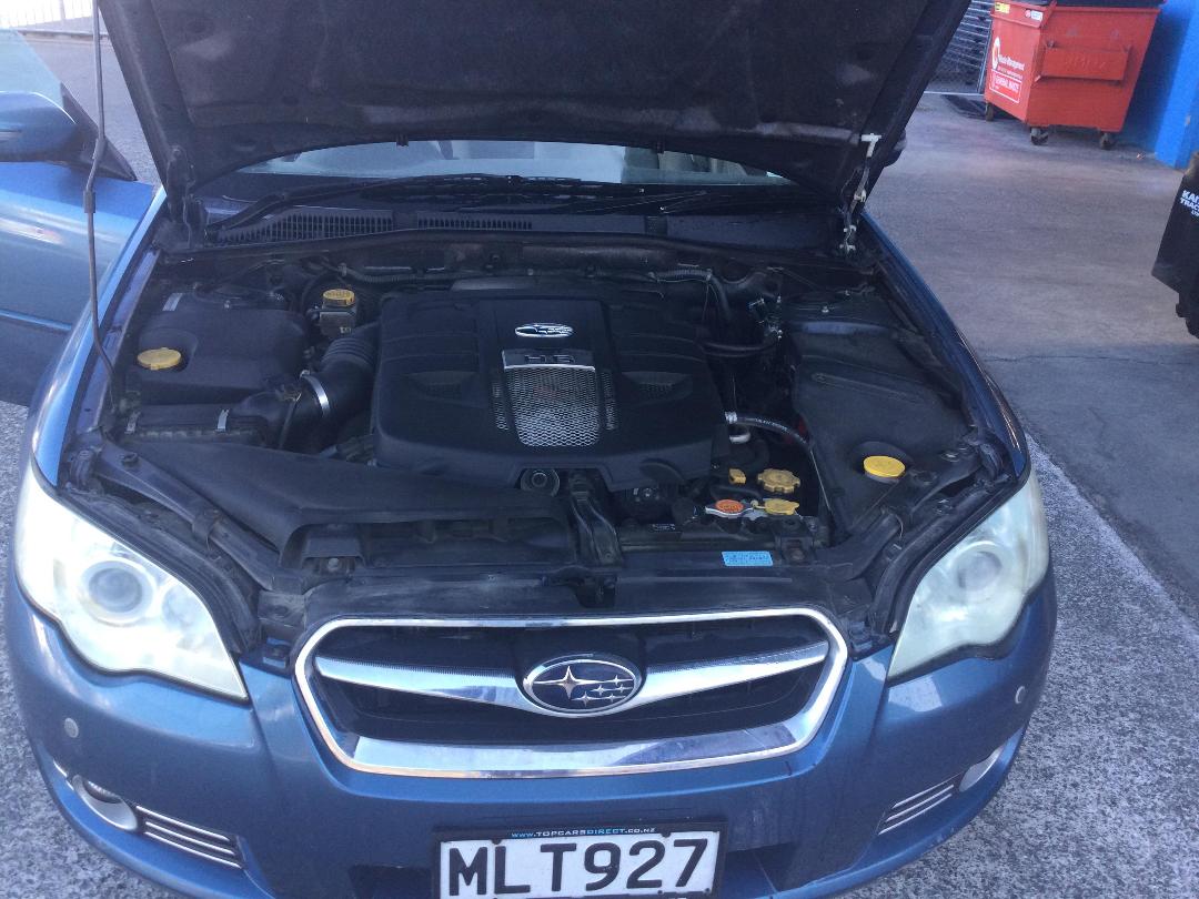 Photo '17' of Subaru Legacy