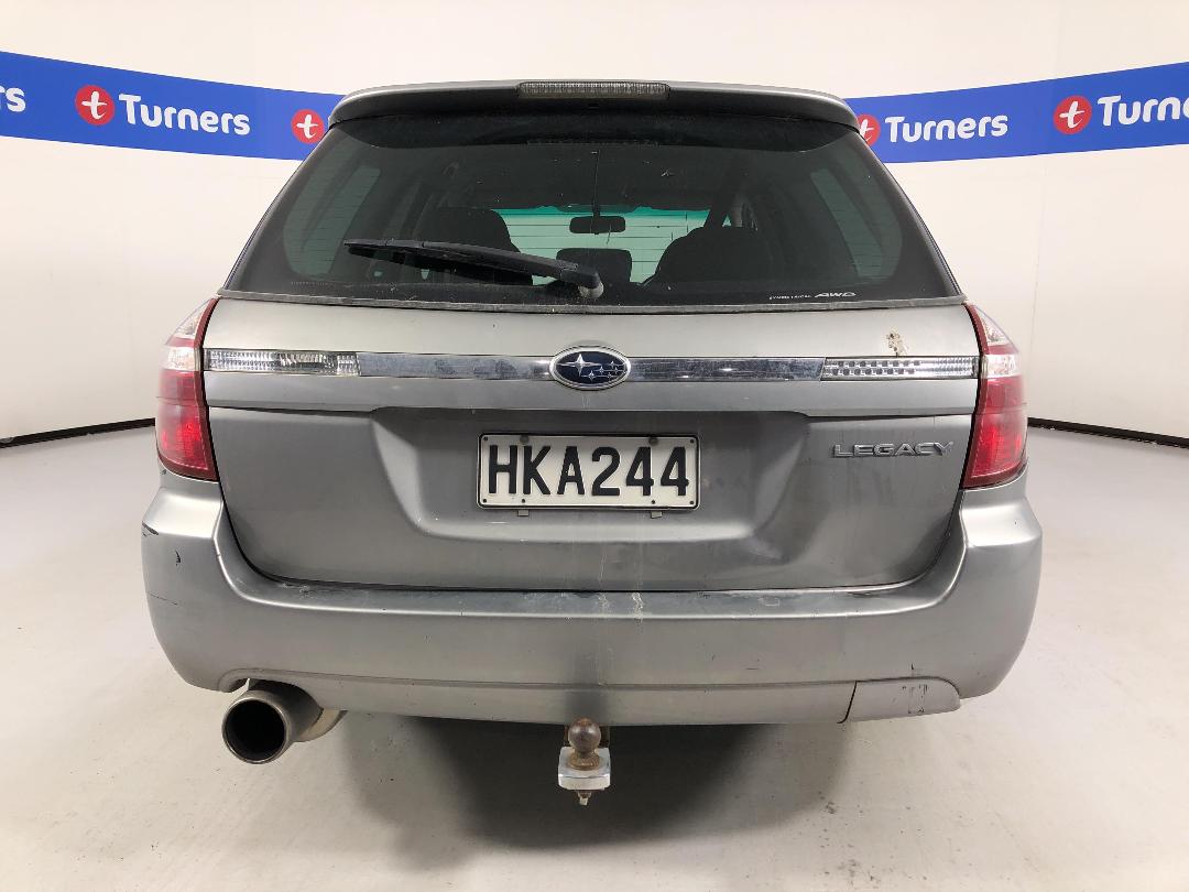 Photo '6' of Subaru Legacy